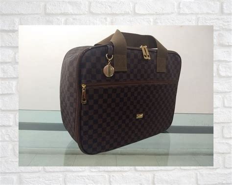 bolsa xadrez louis vuitton|Louis Vuitton designer purses.